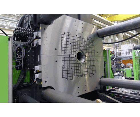 Engel社(エンゲル)射出成形機用マグネットクランプシステム